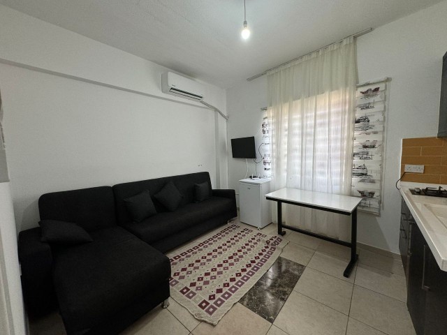 FAMAGUSTA GÜLSEREN FURNISHED 1+1 FLAT FOR RENT