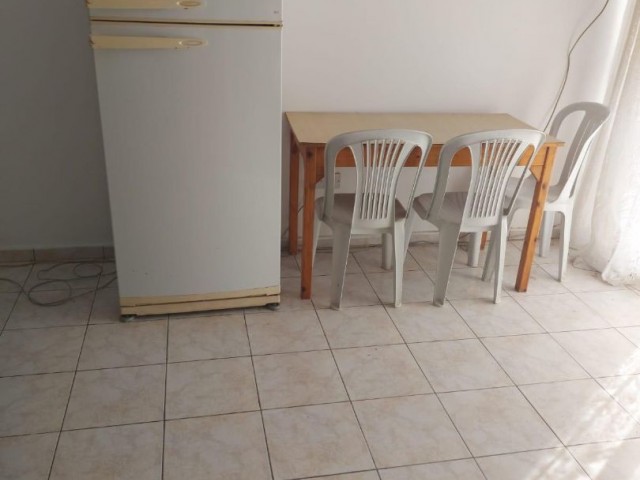 PAID MONTHLY!!!!!!FAMAGUSTA TEKANT FURNISHED 2+1 FLAT FOR RENT