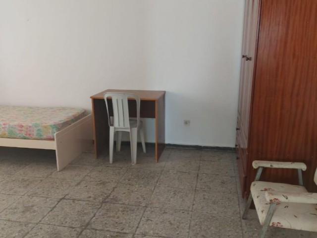 PAID MONTHLY!!!!!!FAMAGUSTA TEKANT FURNISHED 2+1 FLAT FOR RENT