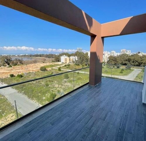 GAZİMAĞUSA KALİLAND SATILIK EŞYASIZ 2+1 PENTHOUSE