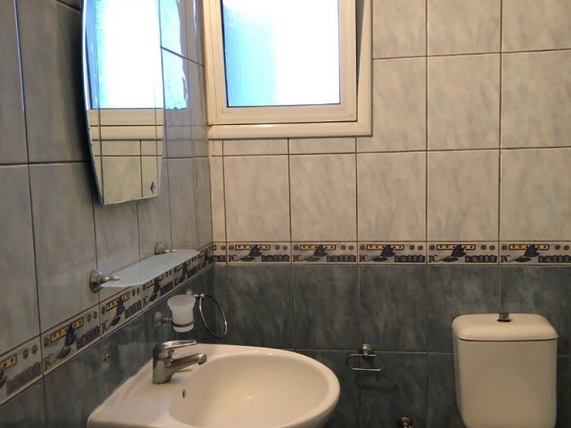 FAMAGUSTA BAYKAL SEMI FURNISHED 3+1 FLAT FOR RENT