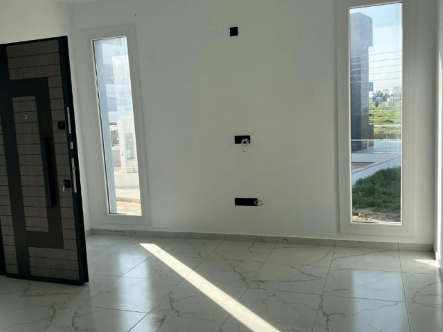 FAMAGUSTA ÇANAKKALE UNFURNISHED 3+1 FLAT FOR SALE