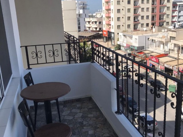 GAZİMAĞUSA SALAMİS CADDESİ   KİRALIK EŞYALI 1+1 SIFIR DAİRE