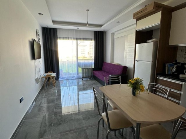 GAZİMAĞUSA ÇANAKKALE SATILIK EŞYALI 2+1 DAİRE