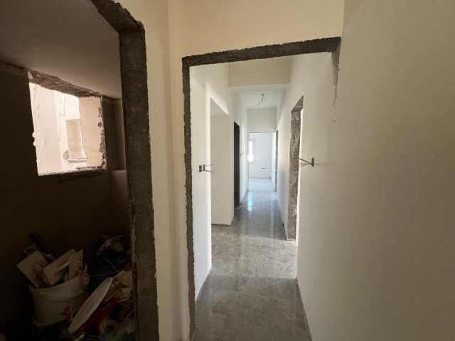 GAZİMAĞUSA MORMENEKŞE   3 AY SONRA TESLİM SATILIK  3+1  DAİRE