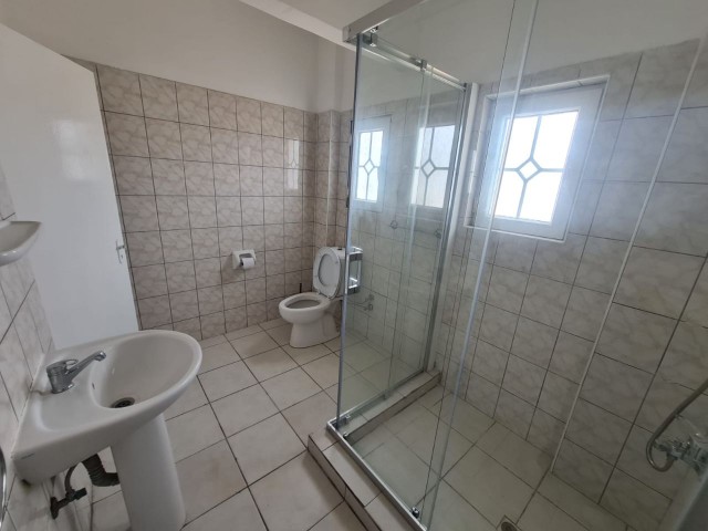 GAZİMAĞUSA BAYKAL KİRALIK AYLIK ÖDEMELİ  EŞYALI 3+1 PENTHOUSE