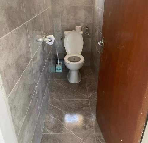 KAÇIRILMAYACAK FIRSAT!!!! GAZİMAĞUSA GÜLSEREN SATILIK EŞYALI 3+1 PENTHOUSE