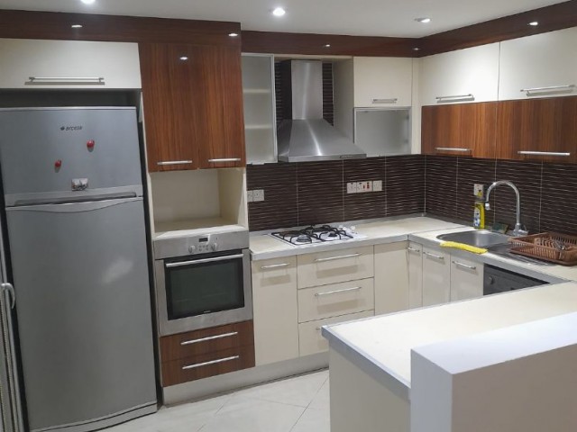 GAZİMAĞUSA ALASYA PARK  KİRALIK 3+1 EŞYALI DAİRE