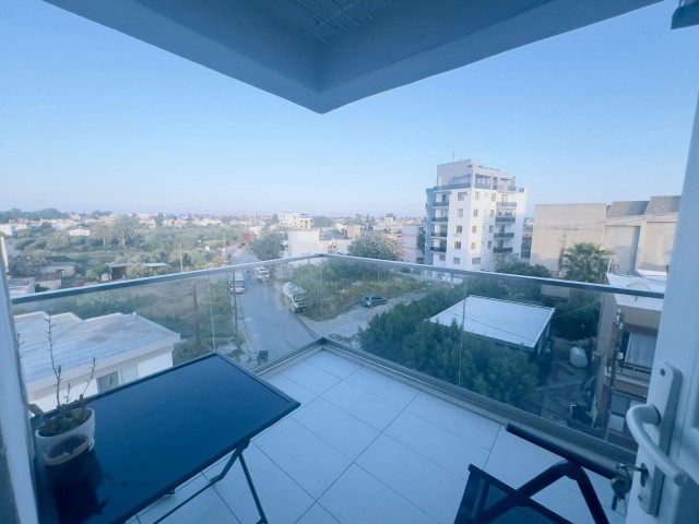 FAMAGUSTA MARAŞ FURNISHED 3+1 FLAT FOR SALE