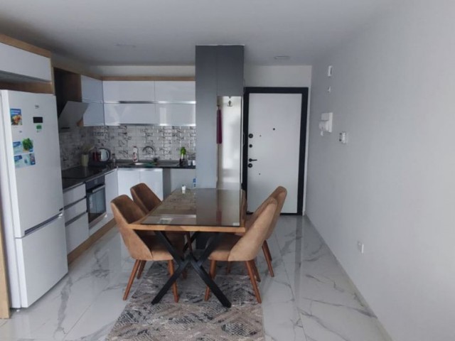 GAZİMAĞUSA ÇANAKKALE SATILIK EŞYALI 2+1 DAİRE 