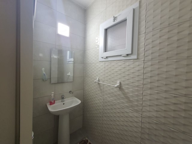 GAZİMAĞUSA ÇANAKKALE SATILIK EŞYALI 3+1 DAİRE