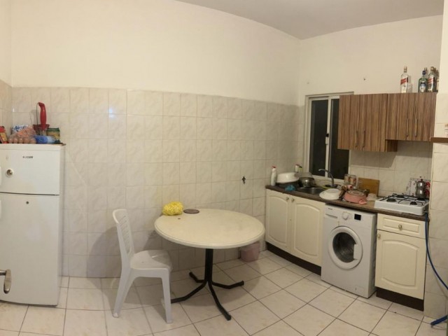 GAZİMAĞUSA SAKARYA KİRALIK EŞYALI 2+1 DAİRE 