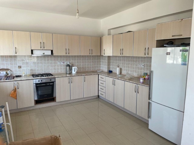 FAMAGUSTA GÜLSEREN FURNISHED 3+1 FLAT FOR RENT