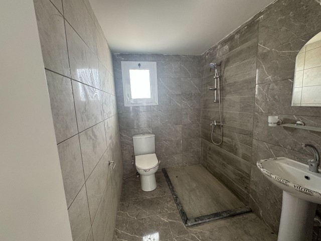 GAZİMAĞUSA GÜLSEREN KİRALIK EŞYASIZ  2+1 SIFIR PENTHOUSE 