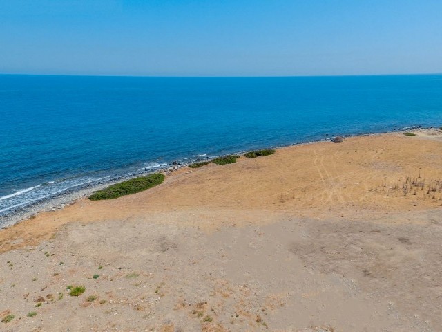 Villa direkt am Meer zu verkaufen