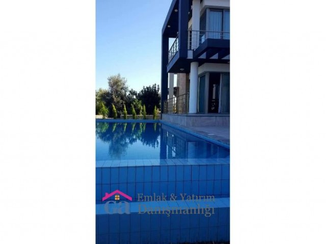 4+1 VILLA MIT POOL IN KYRENIA CHATALKÖY ZU VERKAUFEN ** 