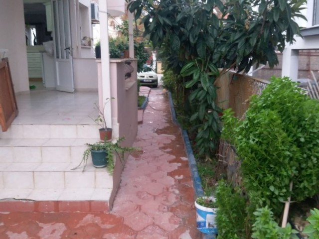 Girne Merkezde 3+1 Satılık Daire