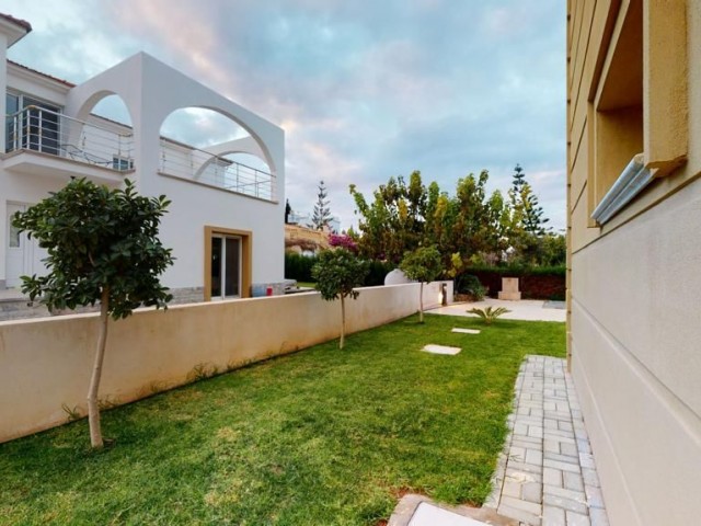 3+1 Villa Zum Verkauf Mit Herrlichem Blick In Alsancak ** 