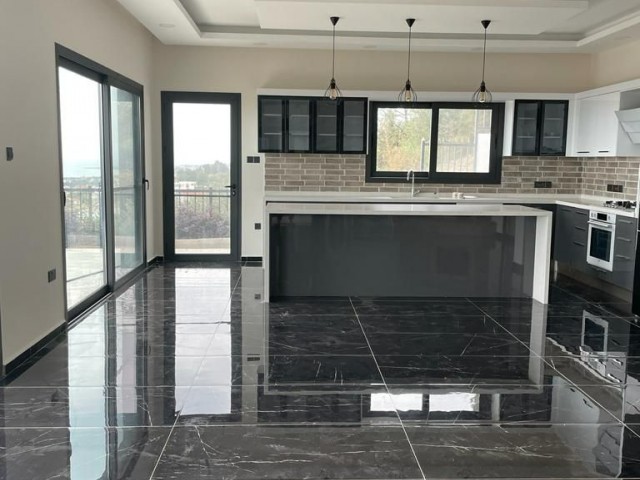 4+1 Satılık Lüx Villa Karşıyaka