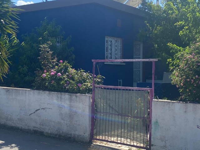 Kyrenia Lapta 2 + 1 Einfamilienhaus zu vermieten ** 