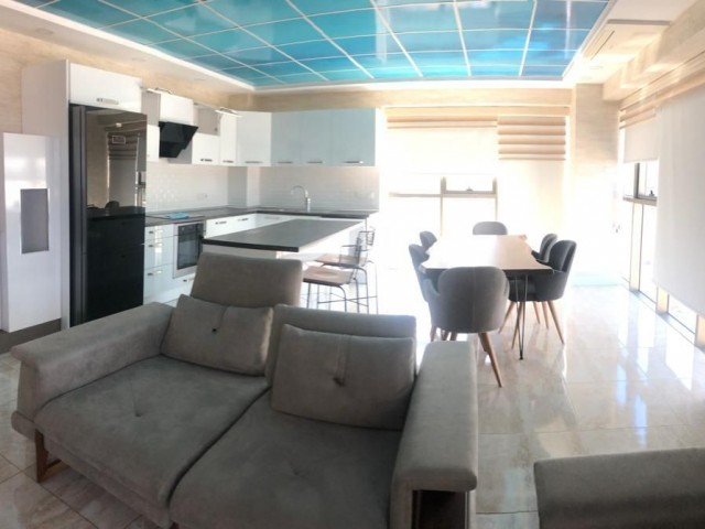 Penthouse Mieten in Girne Merkez, Kyrenia