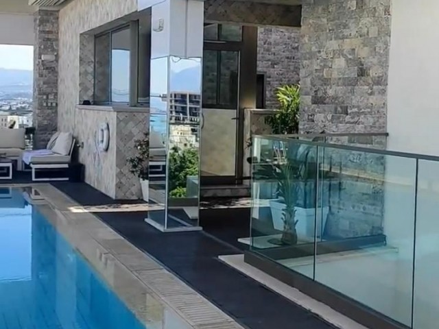 Penthouse To Rent in Girne Merkez, Kyrenia