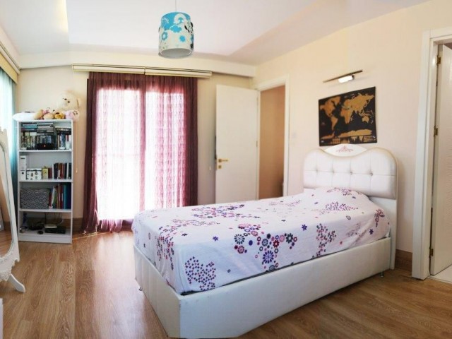 Villa To Rent in Girne Merkez, Kyrenia