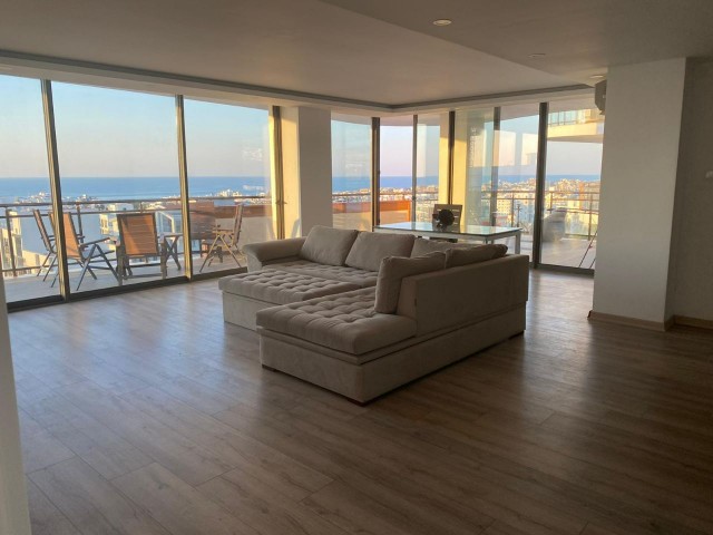 3+1 Kyrenia Merkez Penthouse For Sale