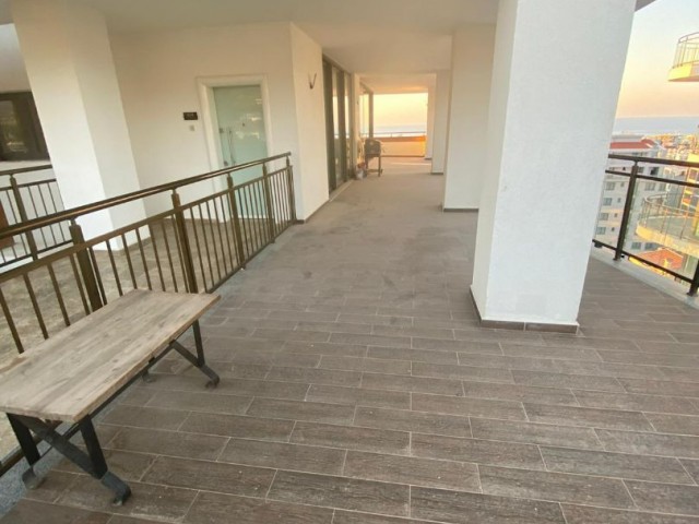 3+1 Satılık Girne Merkez Penthouse