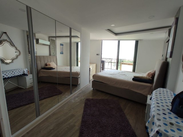 Penthouse Kaufen in Girne Merkez, Kyrenia