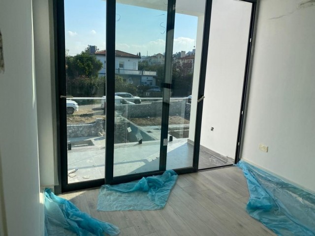 4+1 Villa mit Pool zum Verkauf in Çatalköy