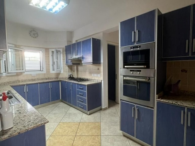 Çatalköy 4+1 Villa for Rent