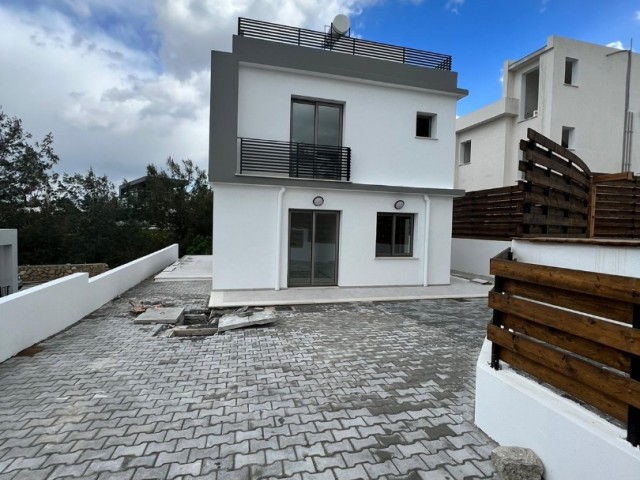 Kyrenia Çatalköy Villa zu vermieten 3+1