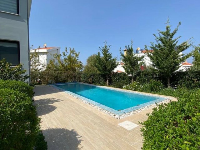 FURNISHED 4+1 VILLA WITH PRIVATE GARDEN AND POOL IN ÇATALKÖY...