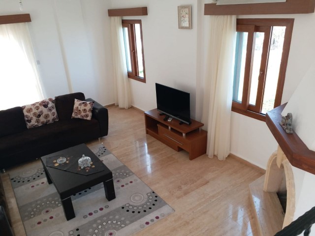 3+1 VILLA WITH PRIVATE POOL AND GARDEN FOR DAILY OR MONTHLY RENT IN ALSANCAK. . 