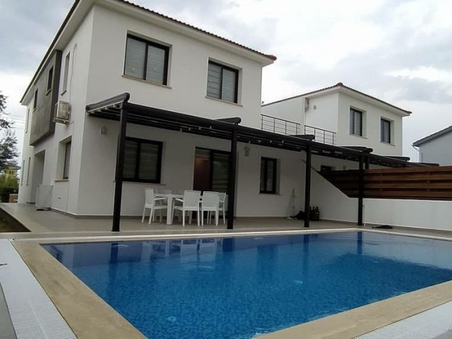 4+1 LUXURIOUS VILLA WITH PRIVATE POOL AND GARDEN TERRACE FOR SALE IN KARAOĞLAN...