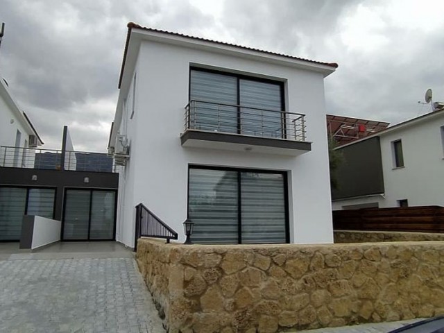 4+1 LUXURIOUS VILLA WITH PRIVATE POOL AND GARDEN TERRACE FOR SALE IN KARAOĞLAN...