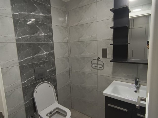 Flat To Rent in Zeytinlik, Kyrenia