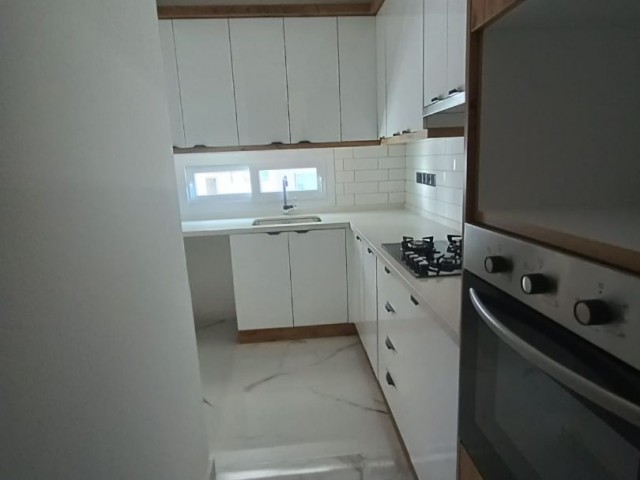 GÜNCELLL!! GİRNE  MERKEZDE, 2+1 SIFIR PENTHOUSE DAİRE, ÖZEL TASARIM ŞÖMİNESİYLE GÖRÜLMEYE DEĞER..