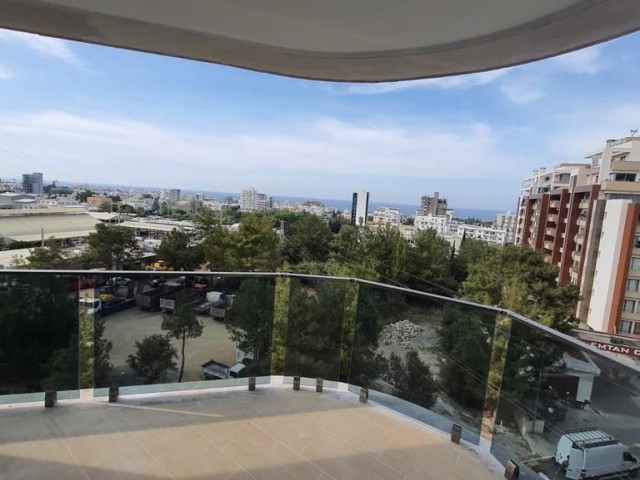 GİRNE AVRASYA CITY'DE ÖZEL HAVUZLU 4+1 MUHTEŞEM MANZARALI PENTHOUSE !!