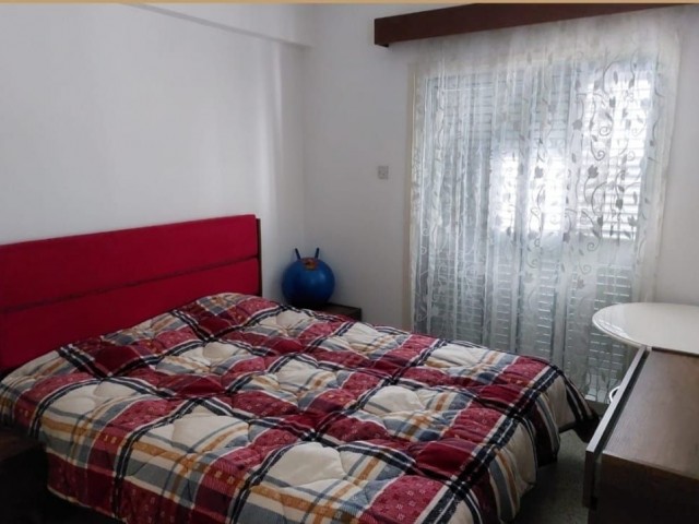 3+1 flat for sale in the center of Kyrenia