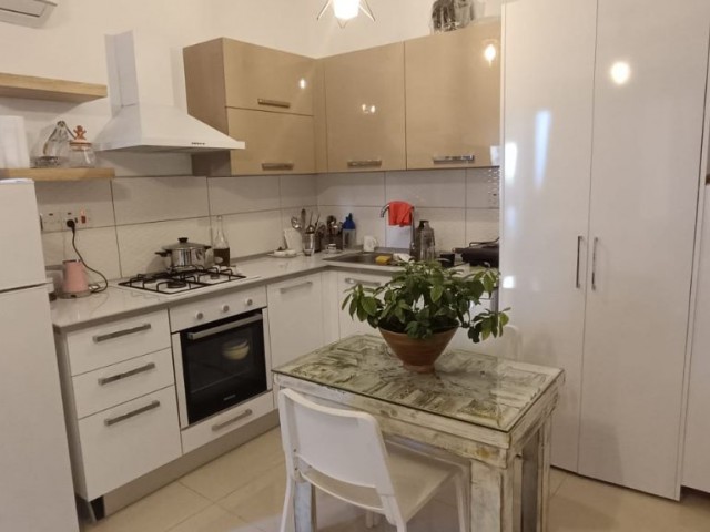 Flat For Sale in Türk Mahallesi, Kyrenia