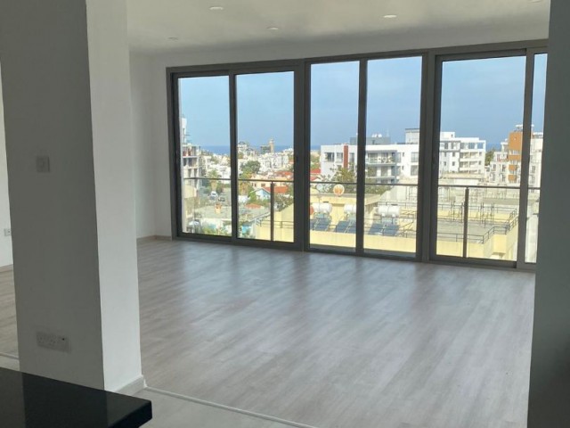 3+1 penthouse apartment for sale near Kar market, Kyrenia