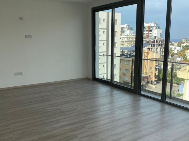 Girne, Kar market yakınında 3+1 satılık penthouse daire