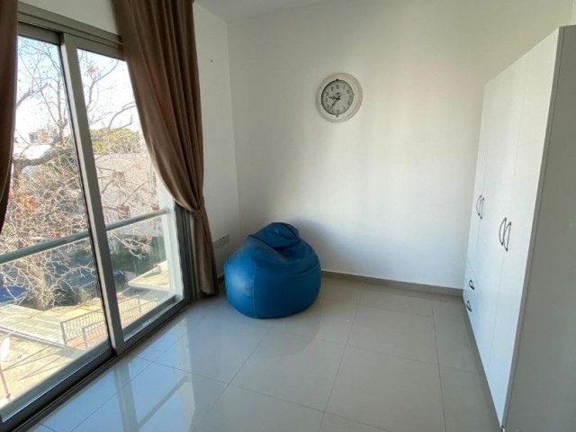 2+1 apartment for rent in Kyrenia, center, 23 April primary school