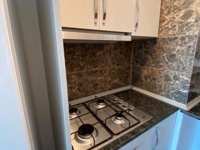 2+1 apartment for rent in Kyrenia, center, 23 April primary school