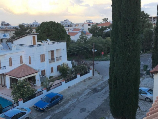 2 Bedroom Flat for Rent in Kyrenia City center