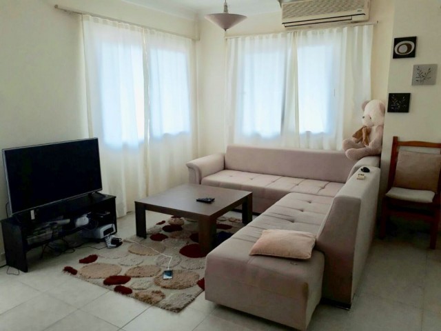 2 Bedroom Flat for Rent in Kyrenia City center