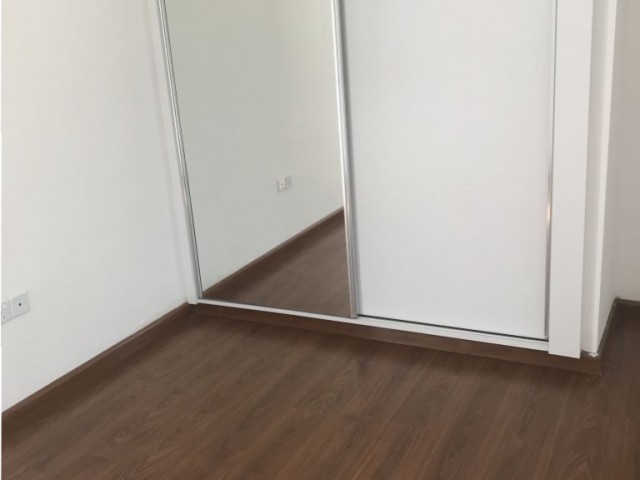 Lefkoşa merkezde kiralık (2+1) Daire Eşyasız