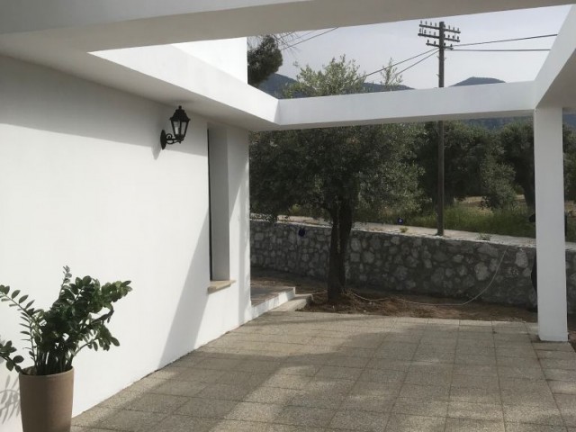 Villa for sale in Kyrenia 3+1 230 thousand STG ** 
